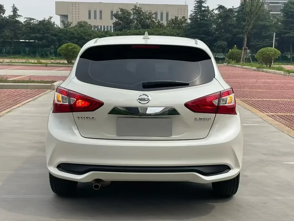 Nissan Tiida Tiida 2023 1.6L CVT Intelligent Travel Edition 2023 — thumbnail 2