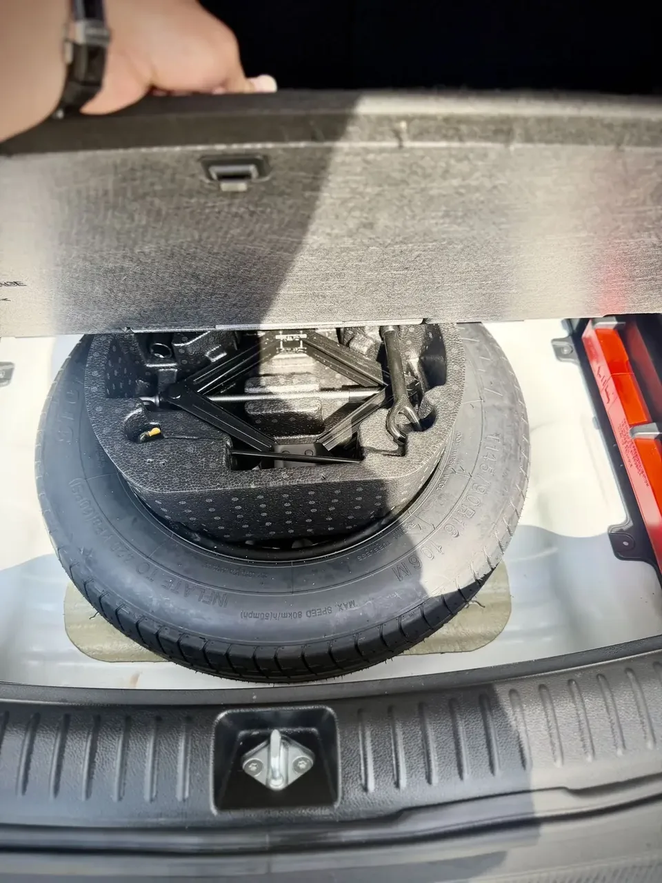 Kia Seltos Sethus 2023 1.5L IVT Deluxe Edition 2024 — thumbnail 5