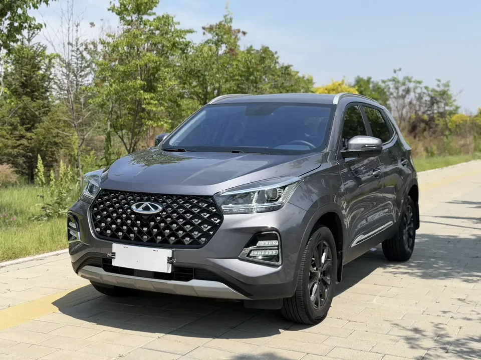 Chery Tiggo 5x Tiggo 5x 2023 1.5L CVT Fashion Model 2023 — photo 1, buy with delivery to Moscow