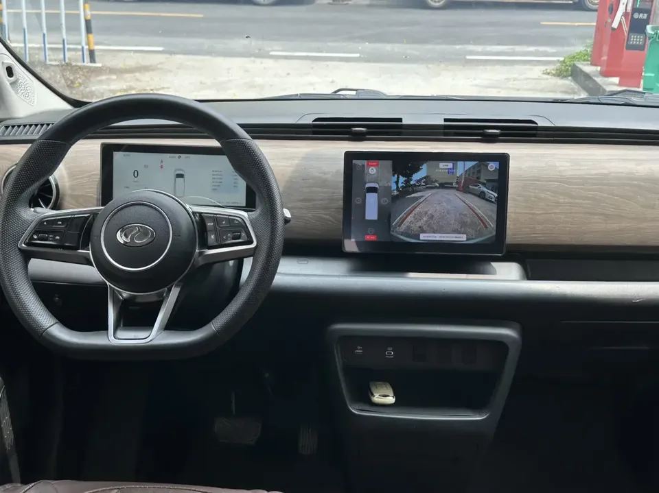 Ruichi EC75 Rich EC75 2025 Passenger Transport Intelligent Supercharger Version - Beyond II 50.1kWh 2025 — thumbnail 5