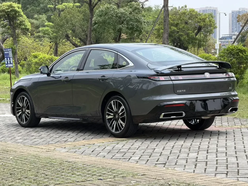 Changan Escape Escape 2026 Fourth-generation 1.5T DCT 500Bar Smart Edition 2025 — thumbnail 2