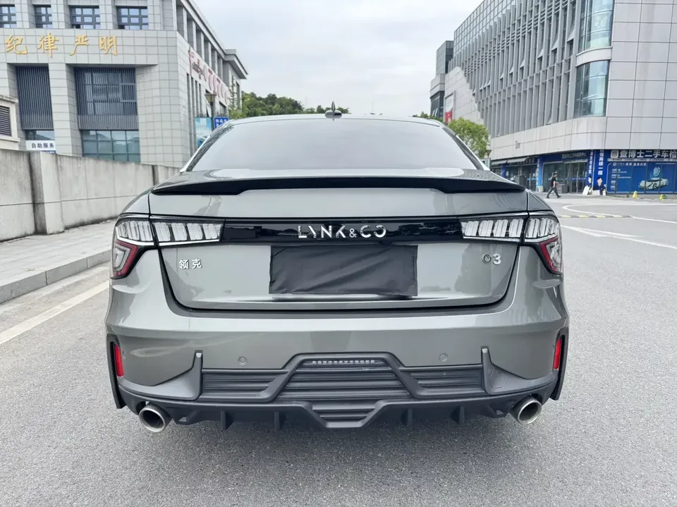Lynk & Co 03 Lynk & Co 03 2022 1.5TD DCT Jin Pro 2022 — thumbnail 2