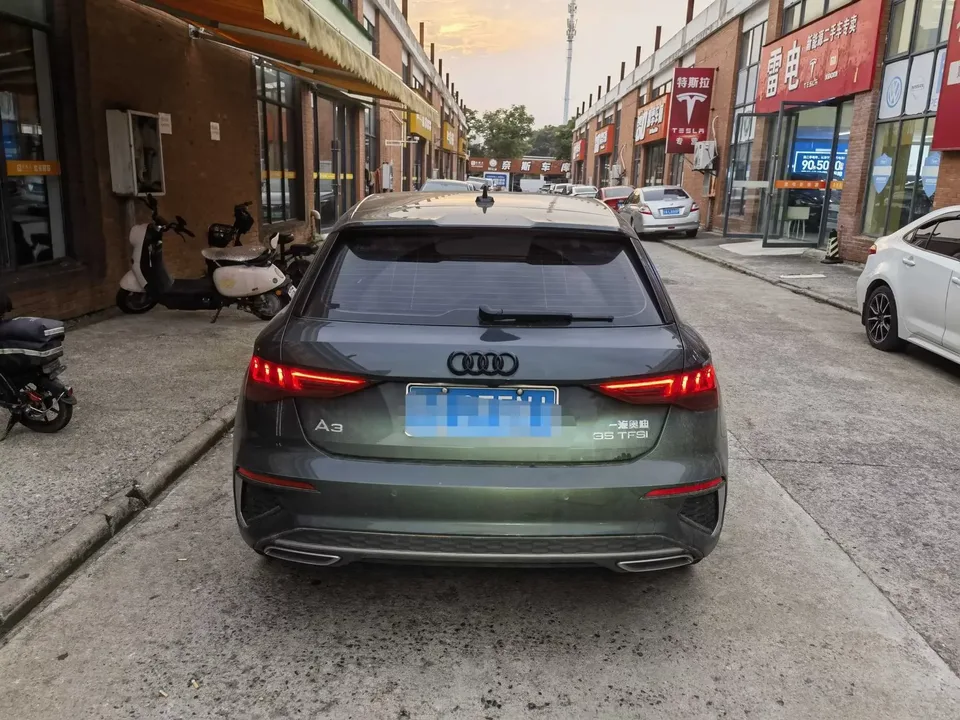 Audi A3 Audi A3 2021 Sportback 35 TFSI Stylish and sporty 2022 — thumbnail 2