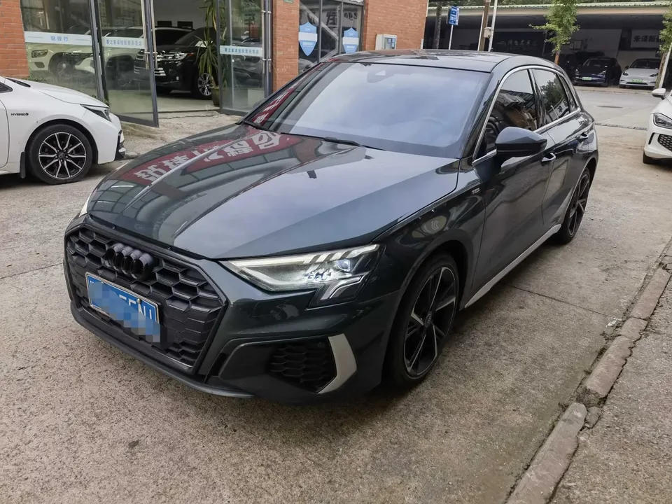 Audi A3 Audi A3 2021 Sportback 35 TFSI Stylish and sporty 2022 — photo 1, buy with delivery to Moscow