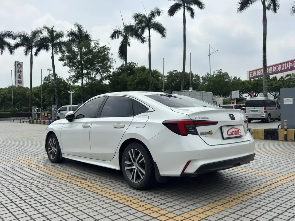 Honda Integra Style 2022 240TURBO CVT Tech Edition 2022 — thumbnail 2
