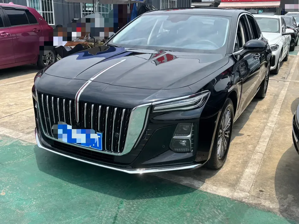 Hongqi H5 Hongqi H5 2024 1.5T DCT Zhilian Qiyun Edition 2024 — photo 1, buy with delivery to Moscow