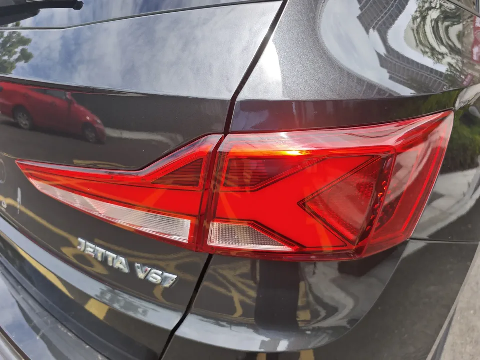Jetta VS7 Jetta VS7 2021 Black Front Edition 1.4T Automatic Enjoyment Edition 2022 — thumbnail 2