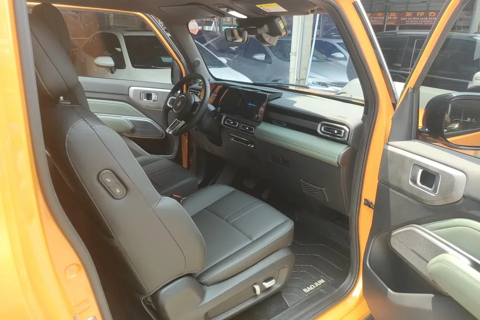 Baojun Yue Ye Yue Ye 2023 Smart Edition 2024 — thumbnail 3