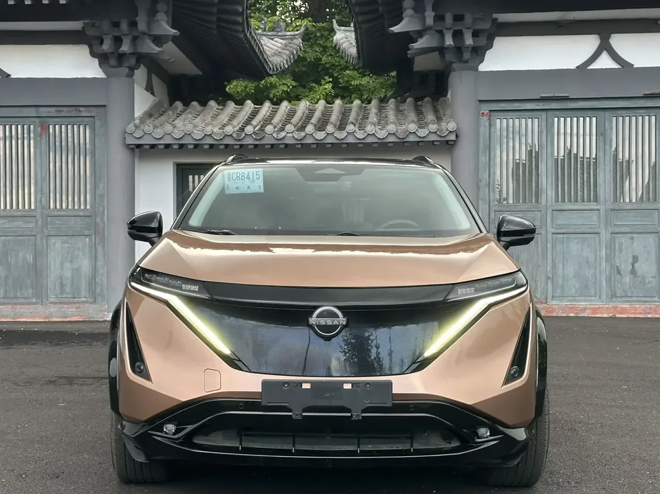 Nissan Ariya ARIYA ARIYA 2022 Two-wheel drive long-range top version 2022 — фото 1, купить с доставкой в Москву