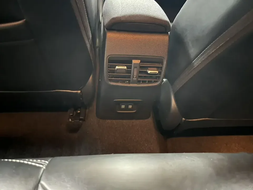 Toyota Corolla Corolla 2021 Dual Engine 1.8L E-CVT Elite Edition 2022 — thumbnail 5