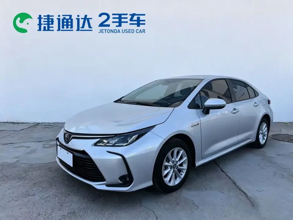 Toyota Corolla Corolla 2021 Dual Engine 1.8L E-CVT Elite Edition 2022 — photo 1, buy with delivery to Moscow