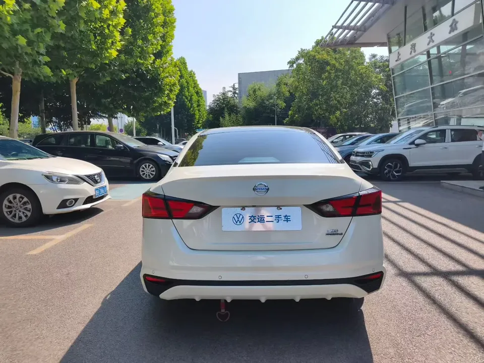 Nissan Altima Sound of nature 2021 2.0L XL Comfort Edition 2023 — thumbnail 2
