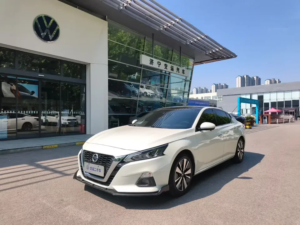 Nissan Altima Sound of nature 2021 2.0L XL Comfort Edition 2023 — photo 1, buy with delivery to Moscow