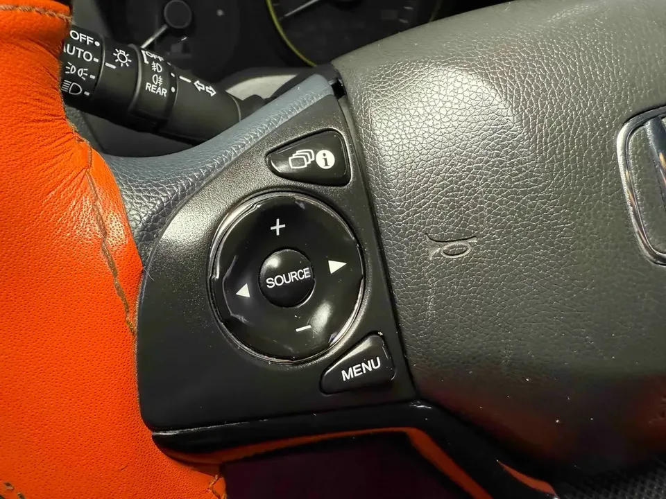 Honda VEZEL Binzhi 2022 1.5L CVT Elite Smart Edition 2022 — thumbnail 2
