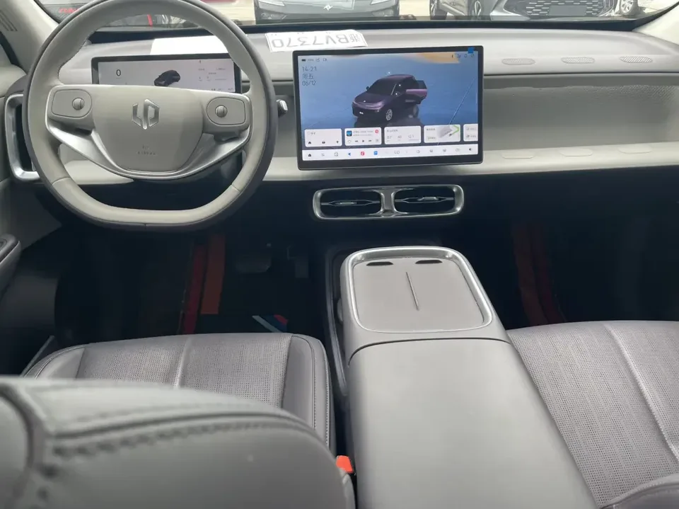 Leapmotor B10 Leapmotor B10 2025 510 Comfort Edition 2025 — thumbnail 5