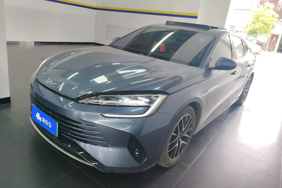 BYD Seal DM Seal DM 2023 DM-i 1.5L 121KM Premium 2023 — photo 1, buy with delivery to Moscow
