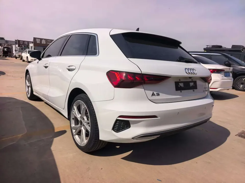 Audi A3 Audi A3 2022 Sportback 35 TFSI Stylish and Elegant 2022 — миниатюра 4