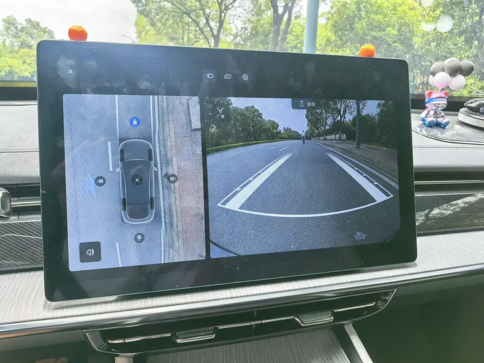 Dongfeng YiPai 007 Yipai 007 2024 Extended Range 200 Ruyi Edition 2024 — thumbnail 5