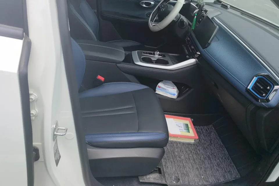 GAC Trumpchi GS3 Trumpchi GS3 2023 Shadowspeed 270T Enjoy Edition 2025 — thumbnail 3