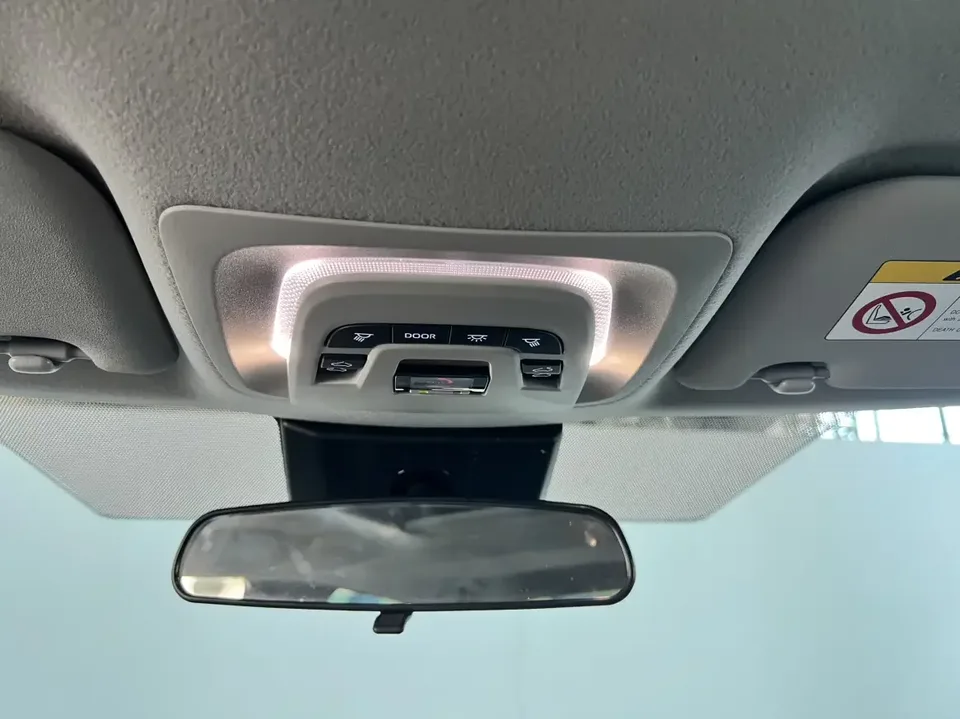 Toyota Levin Lei Ling 2024 Hybrid 1.8L Deluxe Edition 2024 — thumbnail 4