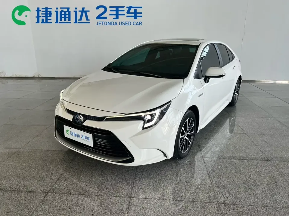 Toyota Levin Lei Ling 2024 Hybrid 1.8L Deluxe Edition 2024 — photo 1, buy with delivery to Moscow
