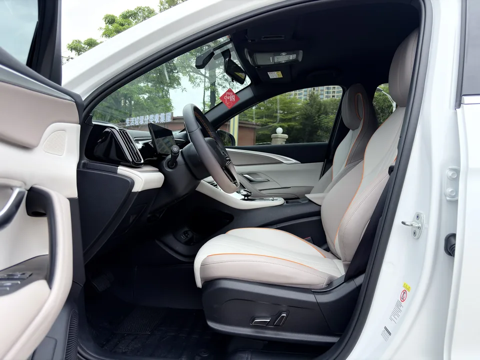 BYD Song Pro DM Song Pro DM 2024 DM-i Honor Edition 71km Pilot Edition 2024 — thumbnail 3