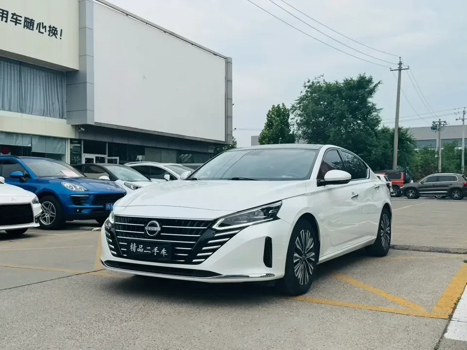 Nissan Altima Sound of nature 2025 2.0L XL-TLS Enjoy Edition 2024 — фото 1, купить с доставкой в Москву