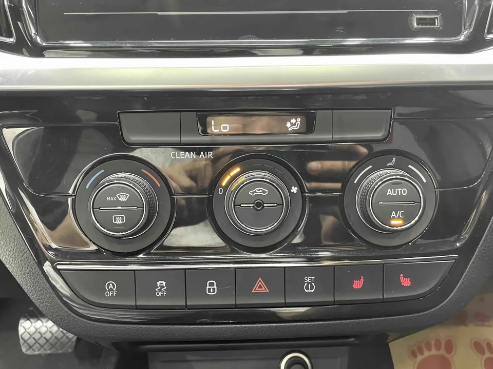 Skoda Comek Comek 2022 1.5L Automatic Comfort Edition 2022 — thumbnail 3