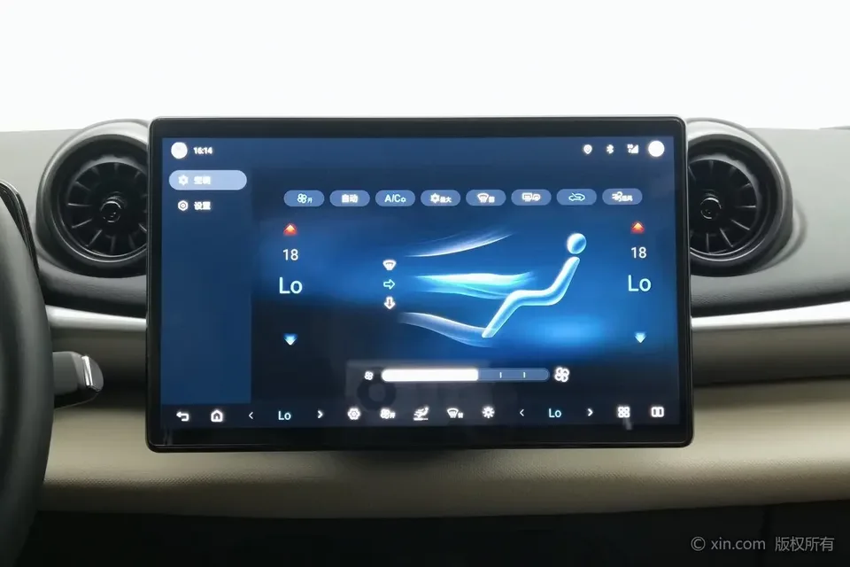 BYD Dolphin dolphin 2025 Smart Driving Edition 420KM Free Edition 2025 — thumbnail 4