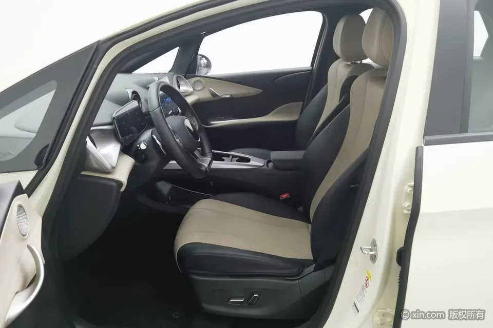 BYD Dolphin dolphin 2025 Smart Driving Edition 420KM Free Edition 2025 — thumbnail 5