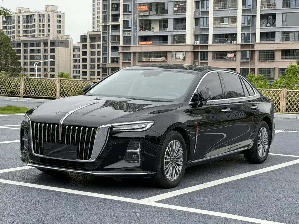 Hongqi H5 Hongqi H5 2024 1.5T DCT Zhilian Qiyun Edition 2024 — photo 1, buy with delivery to Moscow