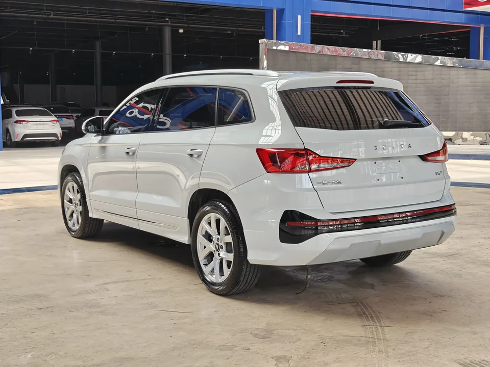 Jetta VS7 Jetta VS7 2024 280TSI Manual Pioneer Edition 2024 — thumbnail 4