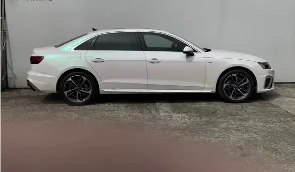 Audi a4 l Audi A4L 2022 35 TFSI Stylish Dynamic 2022 — thumbnail 2
