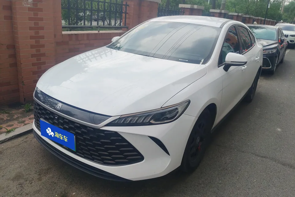 BYD Qin PLUS DM Qin PLUS DM 2025 DM-i 55KM Intelligent Driving Edition Leading Edition 2025 — photo 1, buy with delivery to Moscow