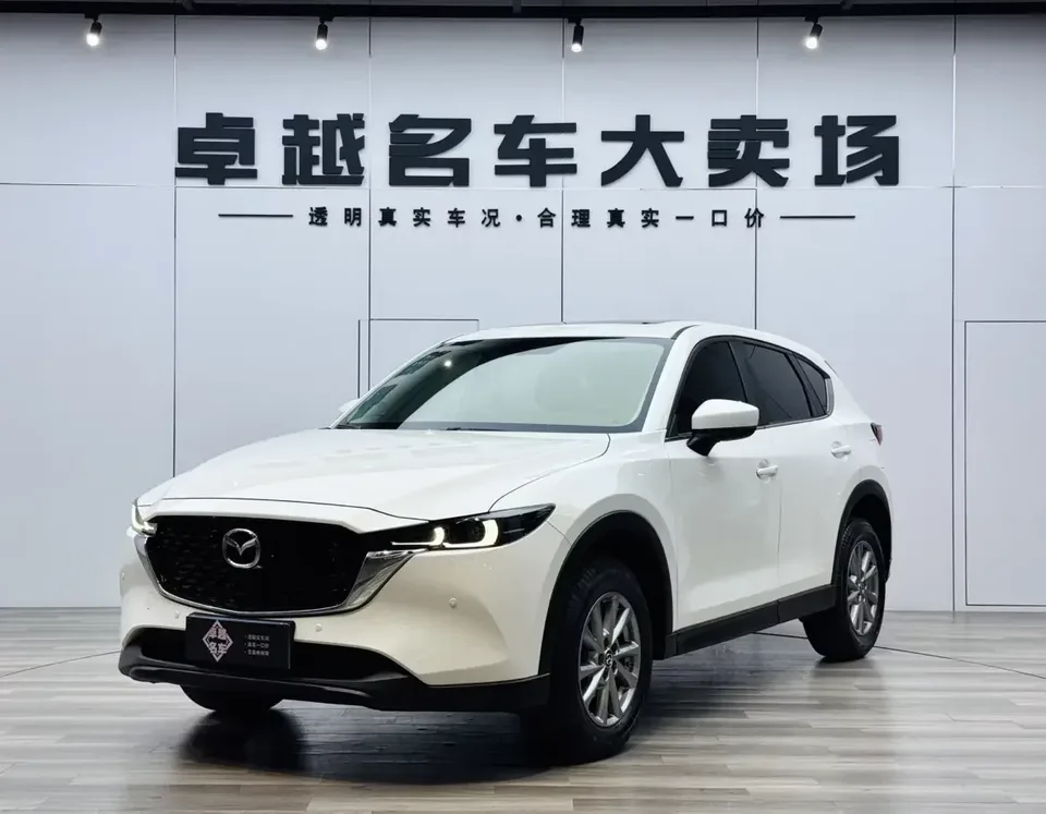 Mazda CX-5 Mazda CX-5 2024 2.0L Automatic 2WD Smart Model 2024 — photo 1, buy with delivery to Moscow