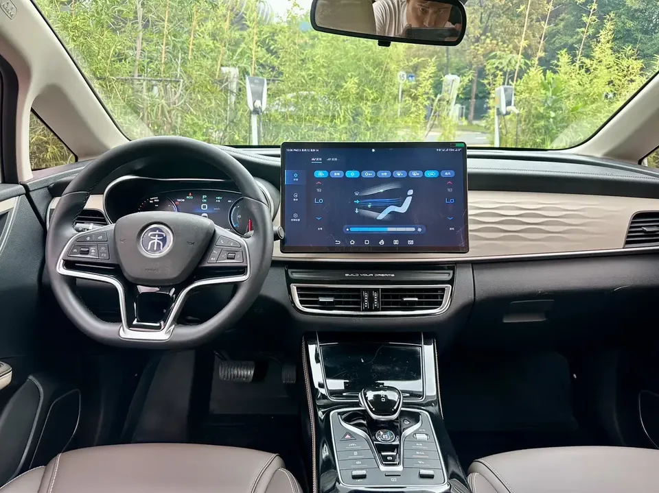 BYD Song MAX DM Song MAX DM 2022 DM-i 105KM Executive Edition 2022 — thumbnail 5