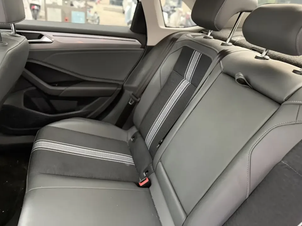 Volkswagen Sagitar Sagitar 2024 200TSI DSG Flying Edition 2024 — миниатюра 3