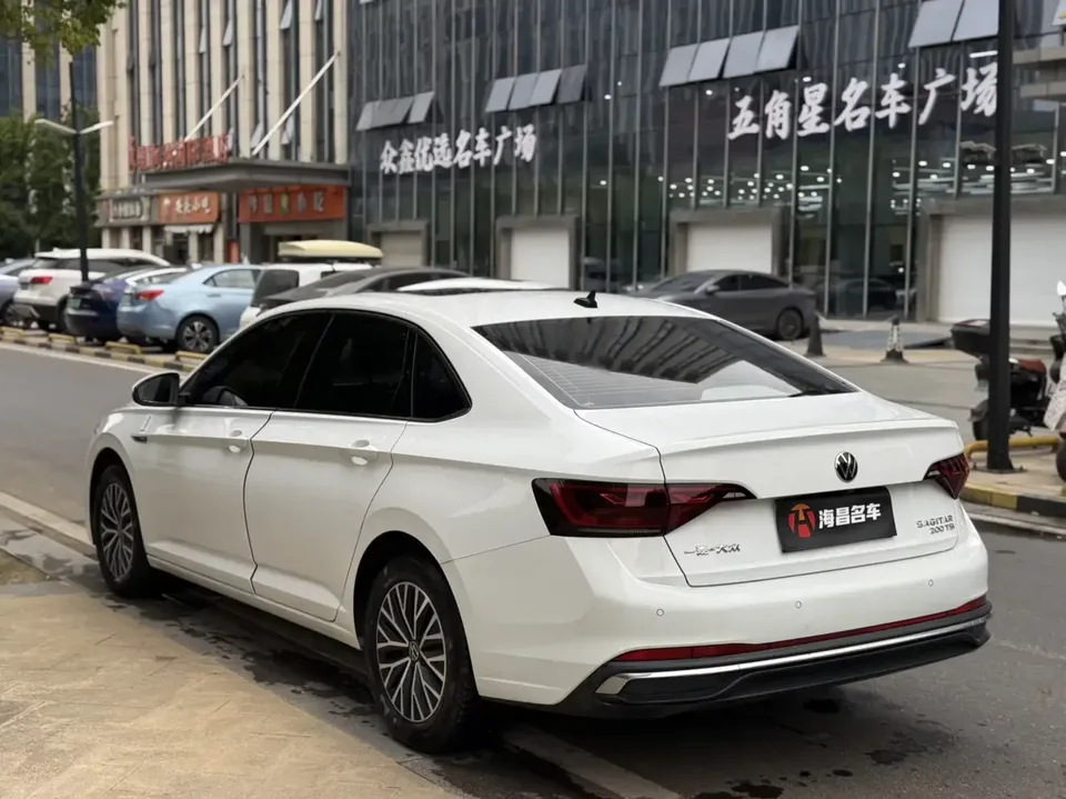 Volkswagen Sagitar Sagitar 2024 200TSI DSG Flying Edition 2024 — миниатюра 4