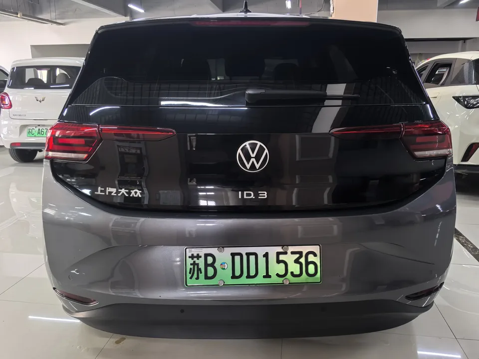 Volkswagen ID.3 Volkswagen ID.3 2024 Outstanding Edition 2024 — thumbnail 4
