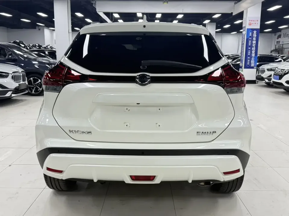 Nissan Jinke Jinke 2022 1.5L XV CVT Deluxe Edition 2022 — миниатюра 2