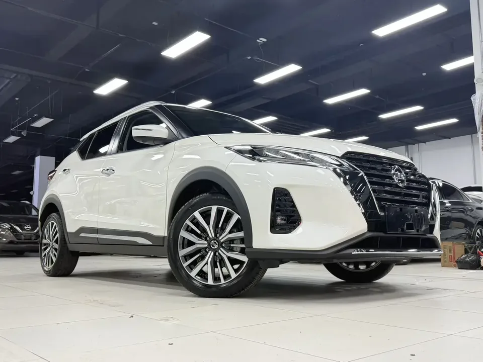 Nissan Jinke Jinke 2022 1.5L XV CVT Deluxe Edition 2022 — миниатюра 3