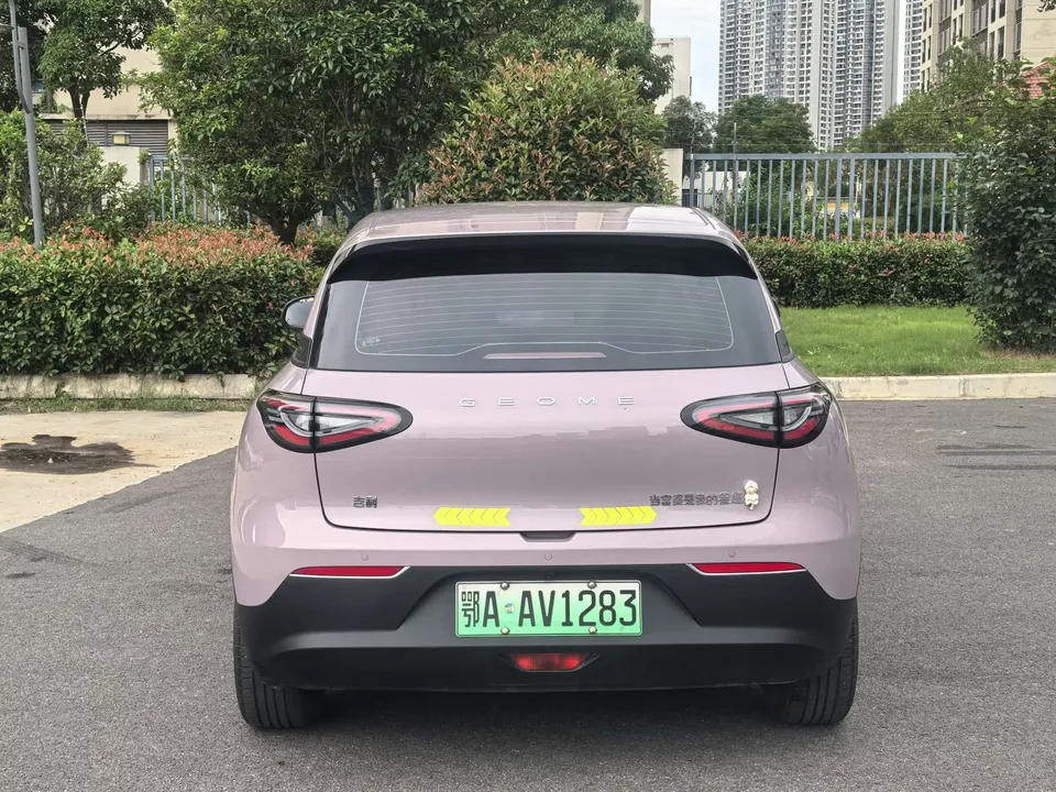 Geely Star Wish Star Wish 2025 UP 410km Explorer Edition 2025 — thumbnail 2