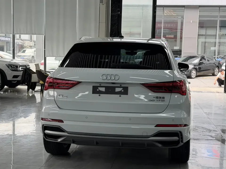 Audi Q3 Audi Q3 2022 35 TFSI Stylish Dynamic 2022 — thumbnail 4