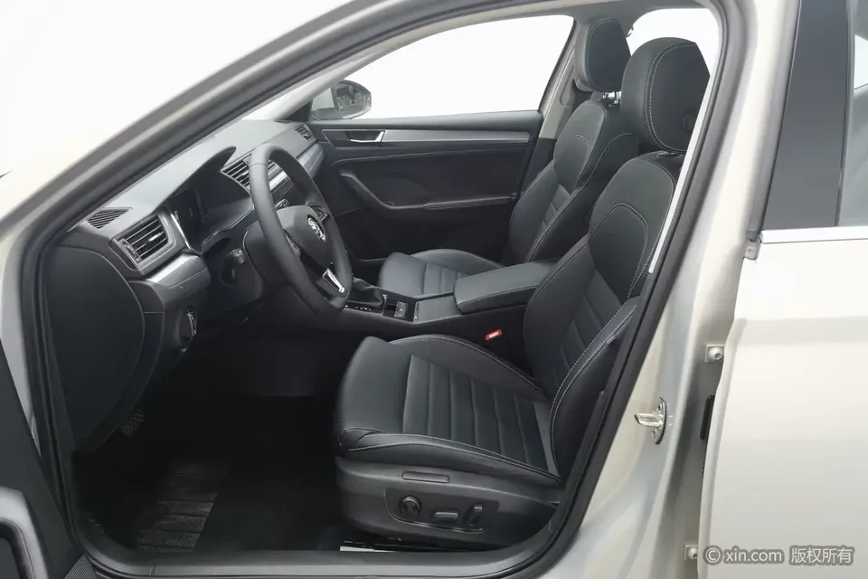 Skoda Superb Speedy 2021 TSI330 DSG Comfort Edition 2022 — thumbnail 5