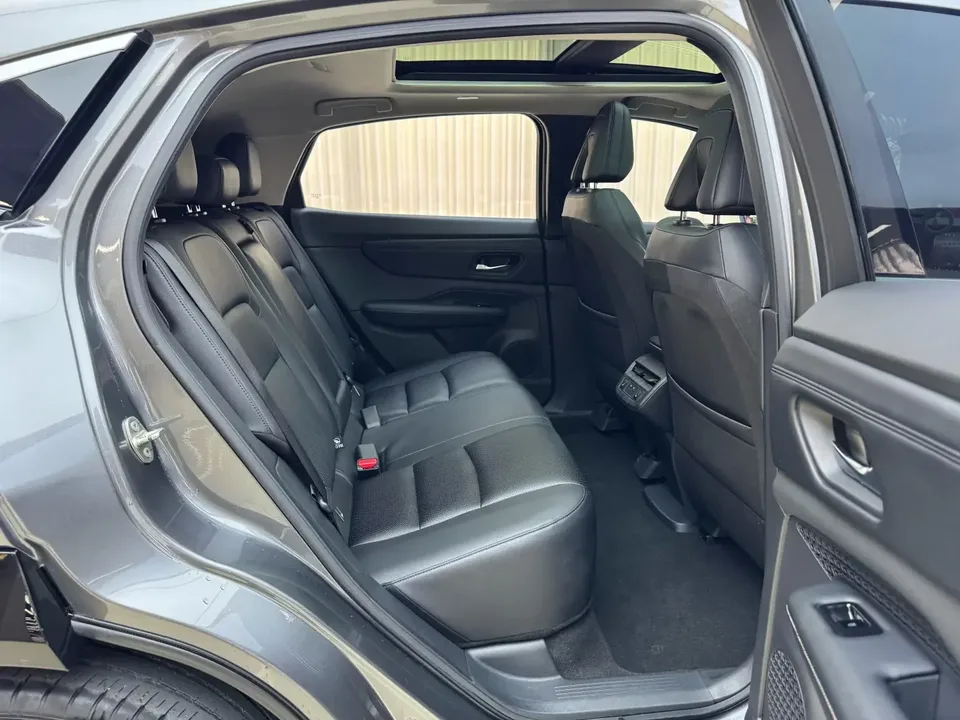 Nissan Ariya ARIYA ARIYA 2022 Two-wheel drive long-range top version 2022 — миниатюра 5