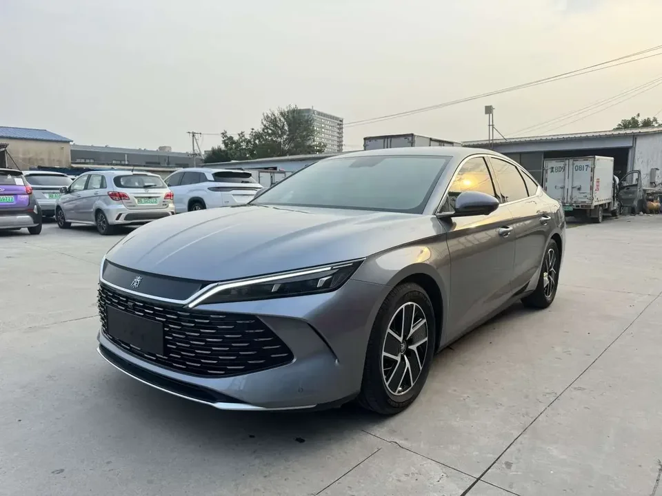 BYD Qin L DM Qin L DM 2025 DM-i 80KM Intelligent Driving Edition 2024 — photo 1, buy with delivery to Moscow