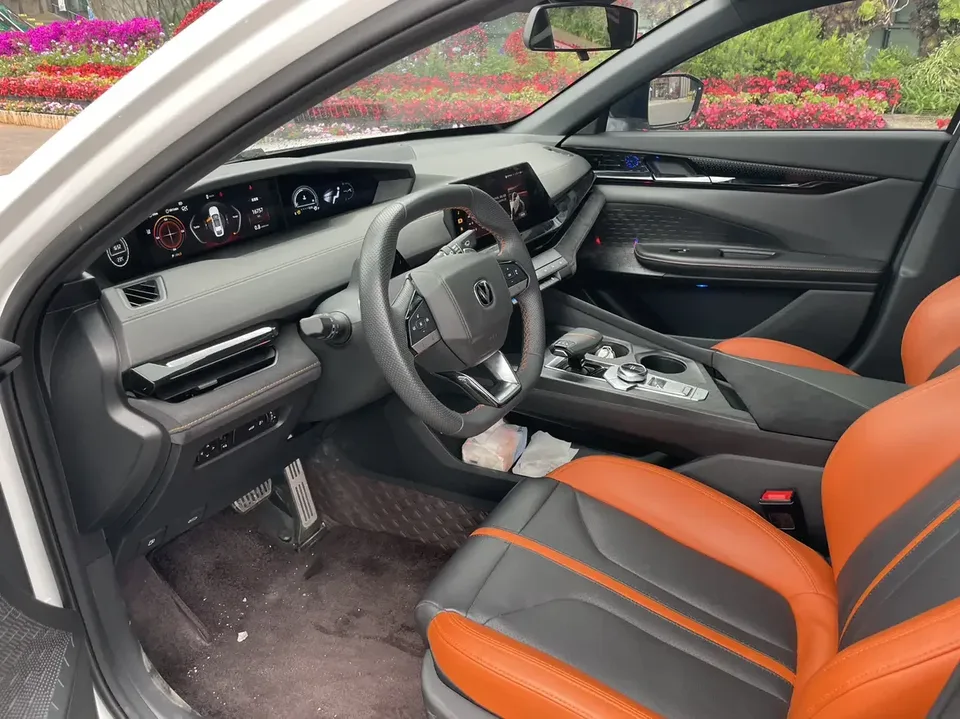 Changan UNI-V Changan UNI-V 2024 1.5T Premium Sports 2024 — thumbnail 5