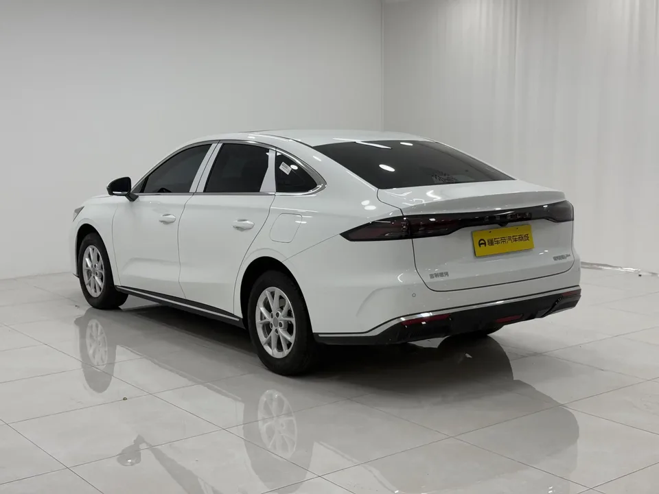 Geely Galaxy Star 6 Galaxy Star 6 2026 60km Exploration Edition 2025 — thumbnail 2