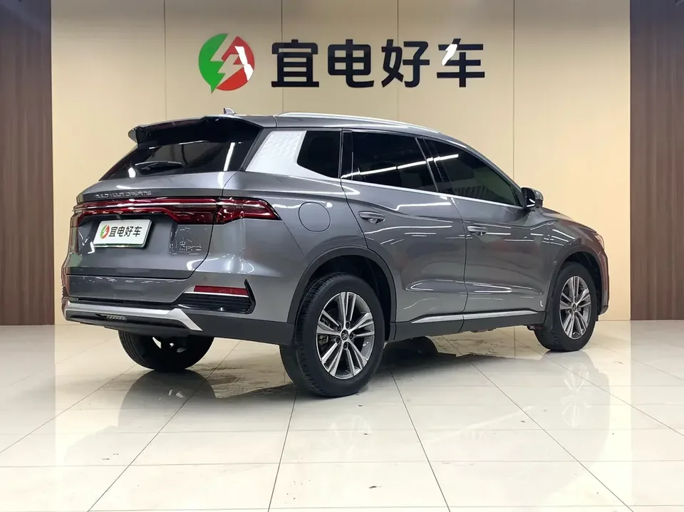 BYD Song Pro DM Song Pro DM 2022 DM-i 51km Premium 2022 — thumbnail 2