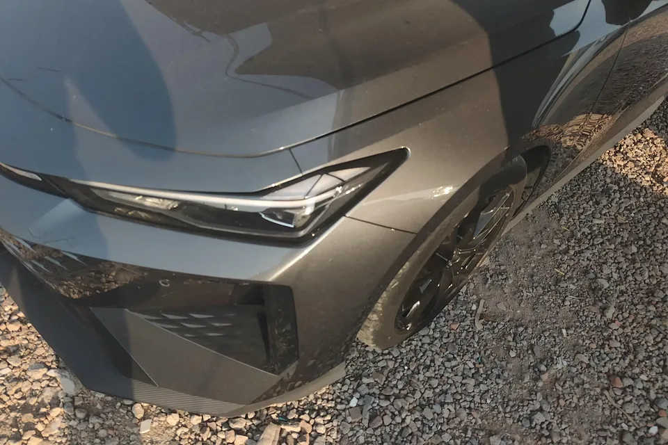 Changan UNI-V Changan UNI-V 2024 1.5T Premium 2024 — thumbnail 3